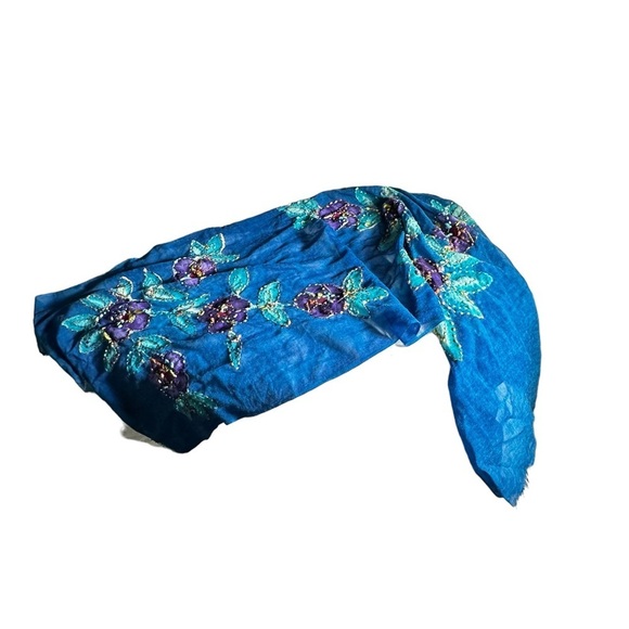 Exclusively For Signals Wool Blue Purple Floral Embroidered Scarf - Picture 10 of 13